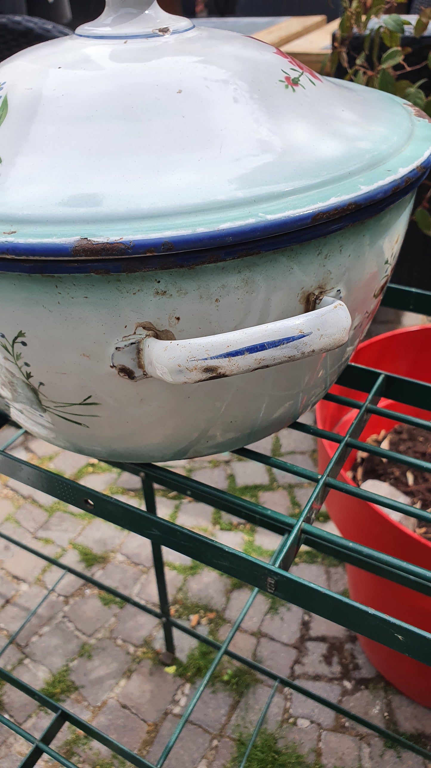 Soupière émaillée