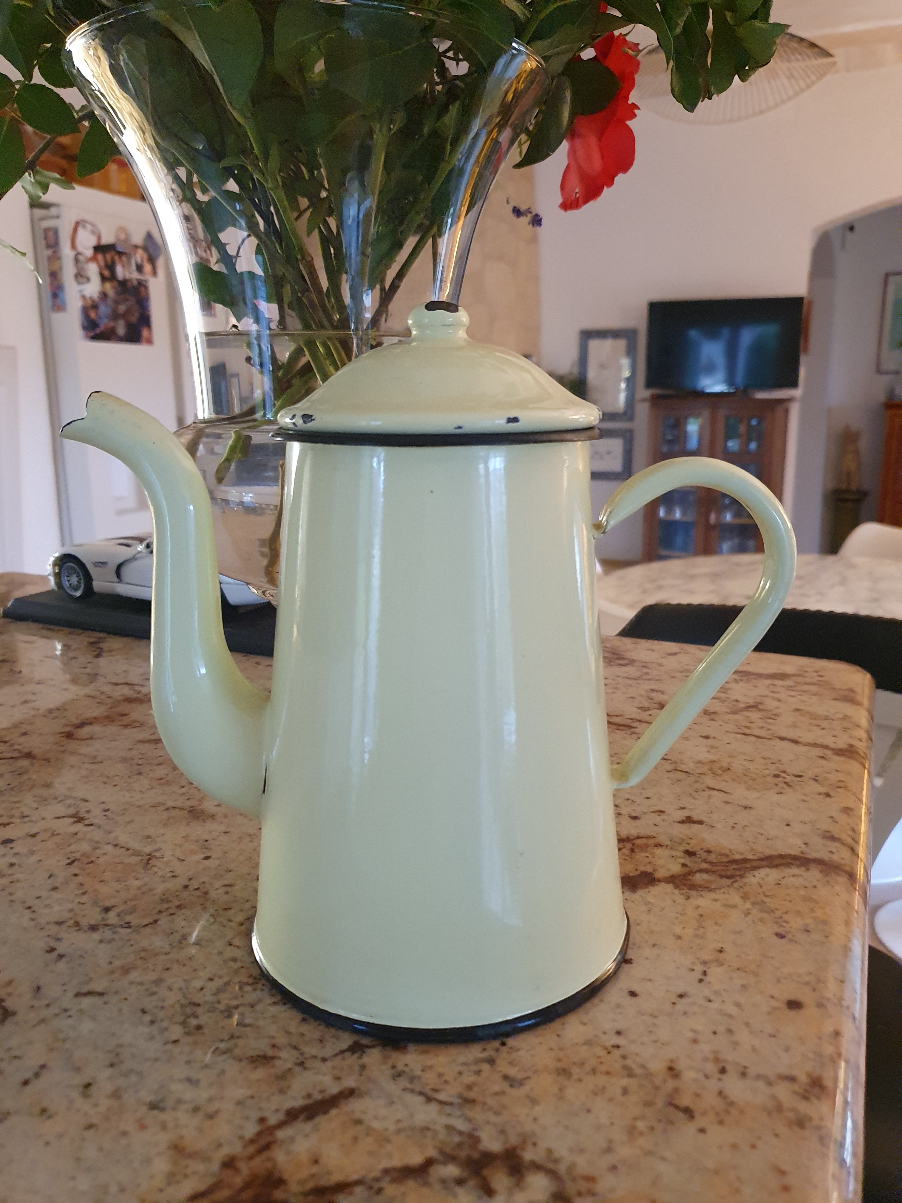 Ancienne Cafetière Vintage - Relooking Blanc Poudré Ancienne Cafetière Vintage - Relooking Blanc Poudré