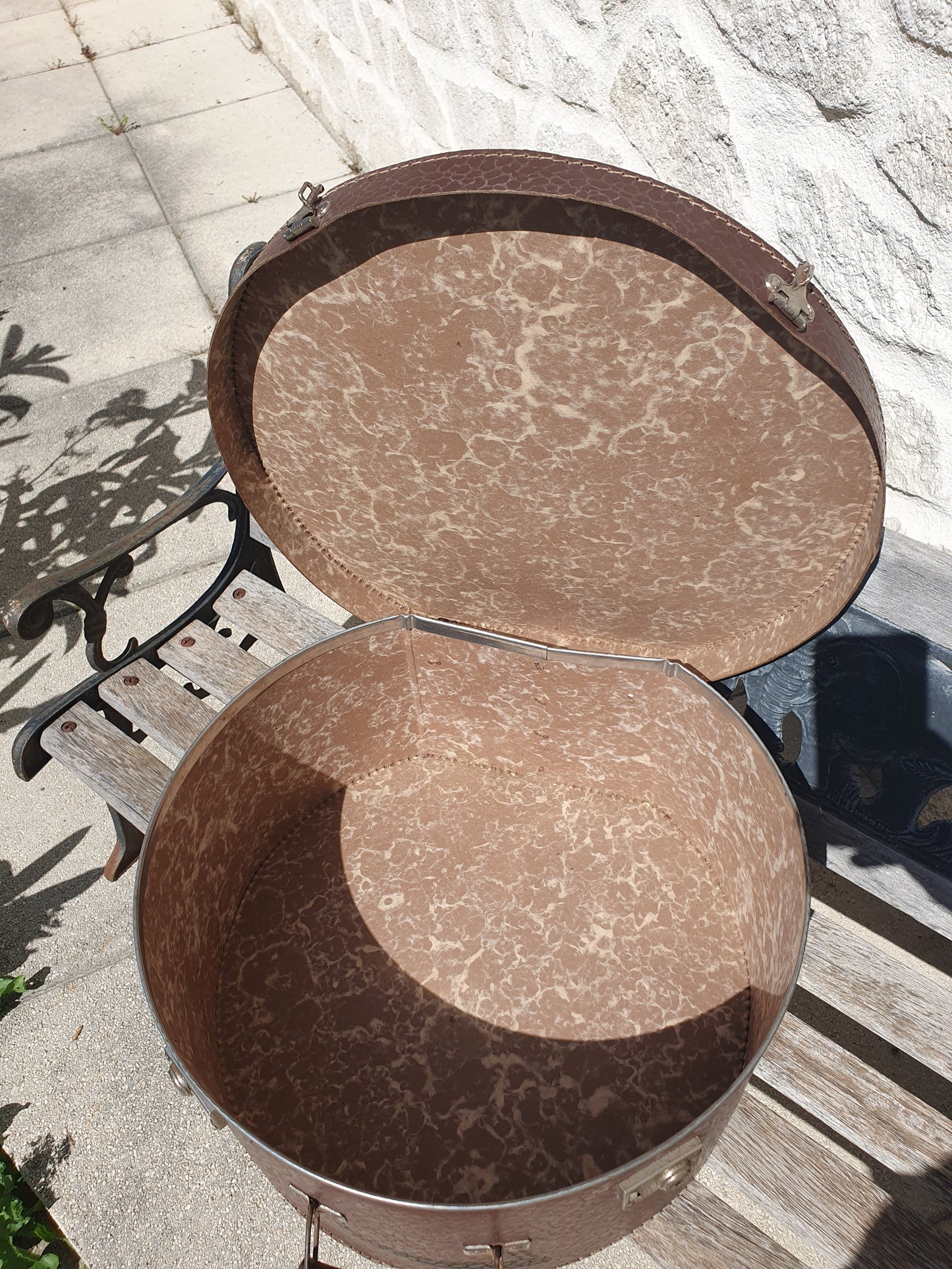 Valise à chapeaux