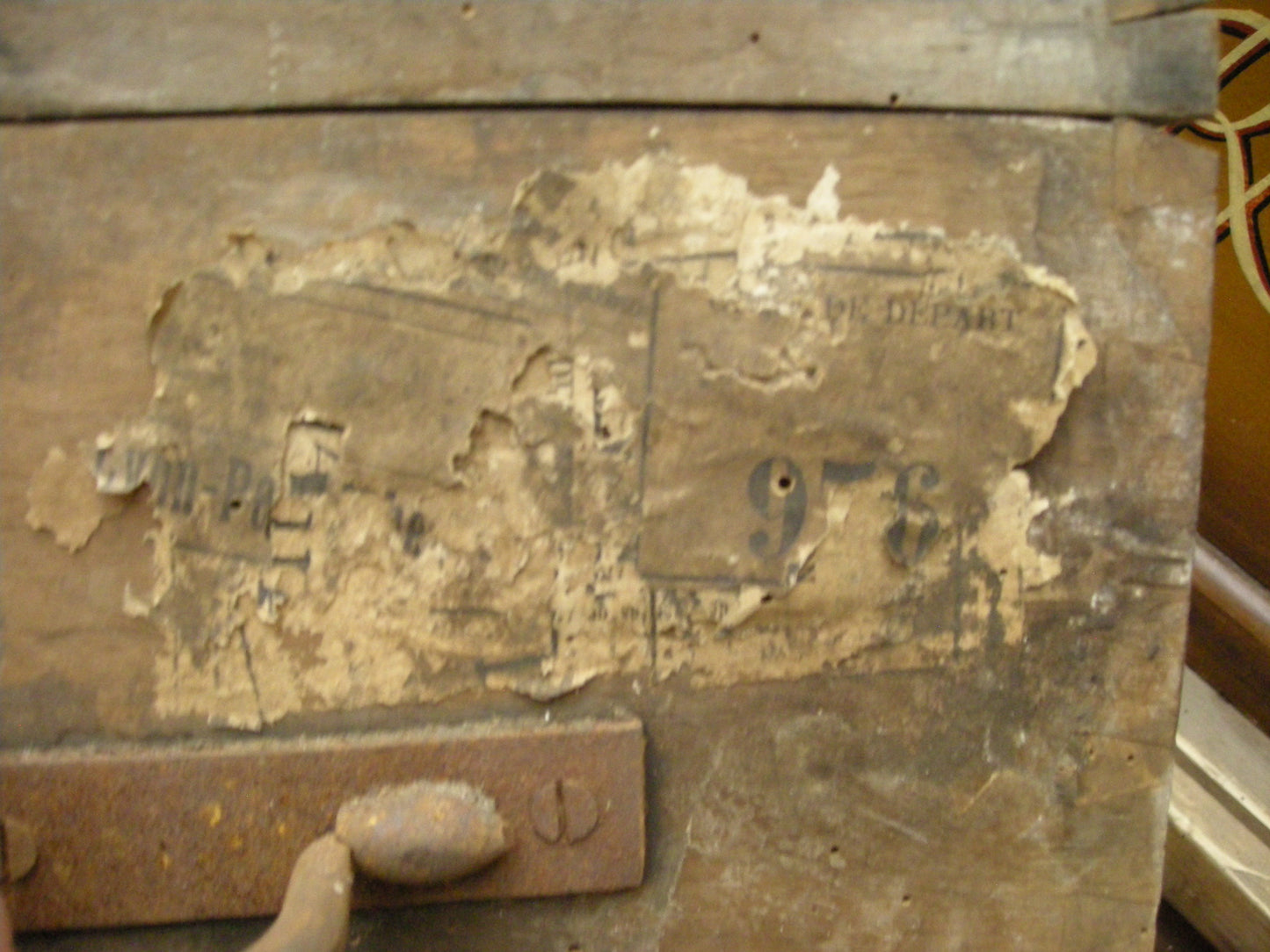 Caisse de voyage en bois