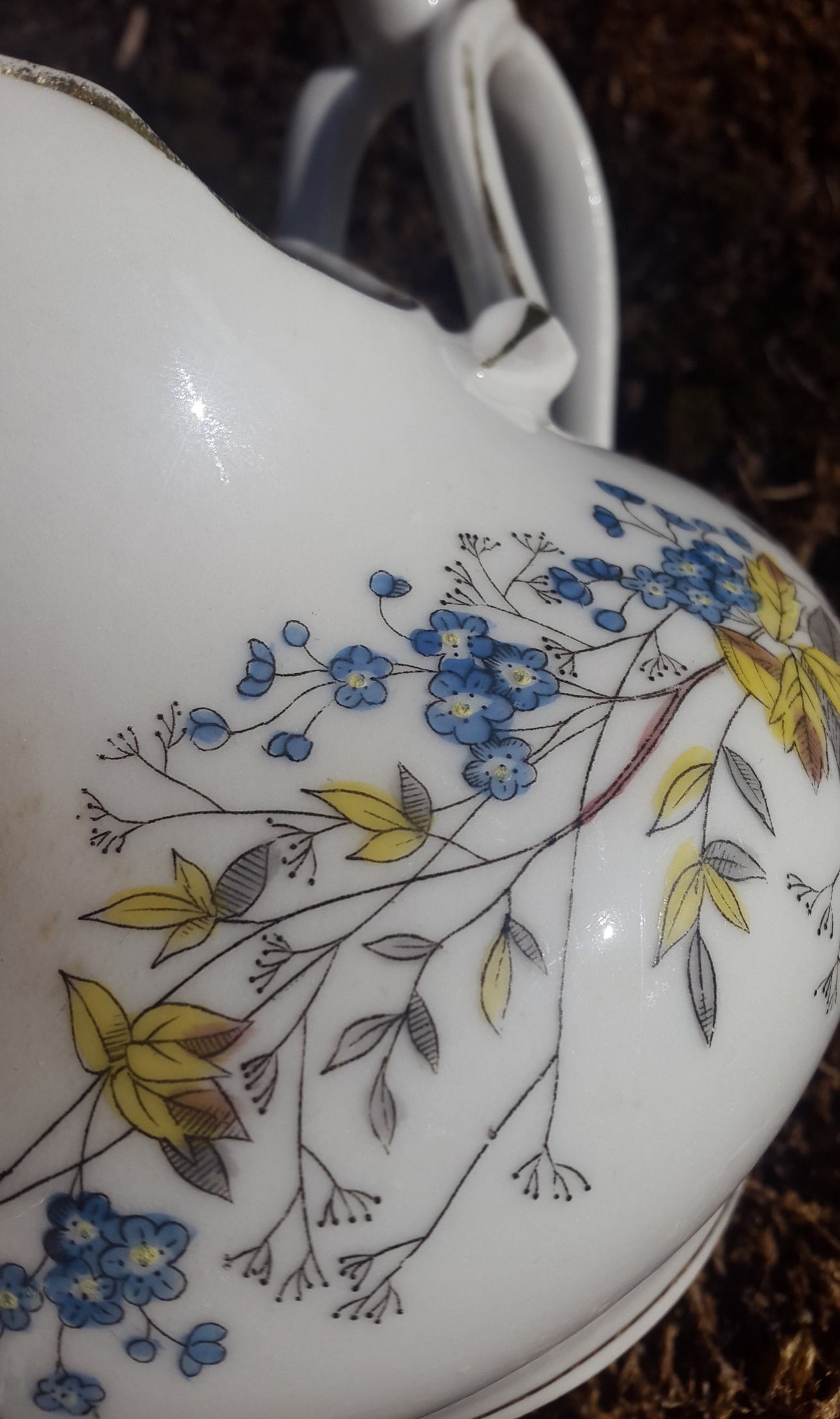Pichet porcelaine de Paris