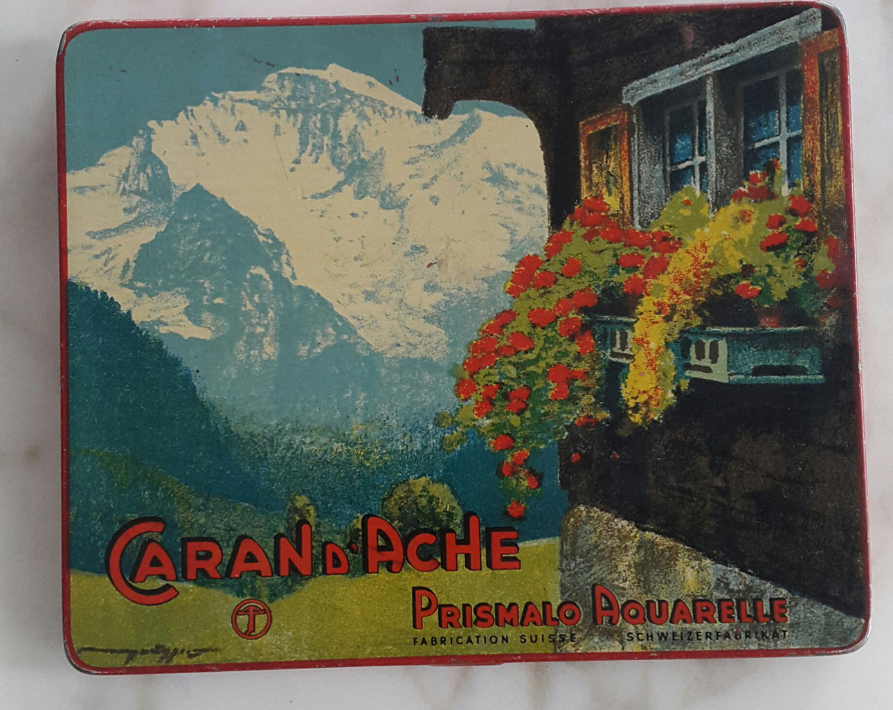 Boite ancienne Caran D'Ache